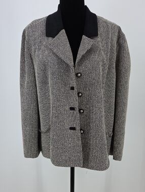Vtg Perceptions Black and Gray Textured Jacket with Contrasting Collar
